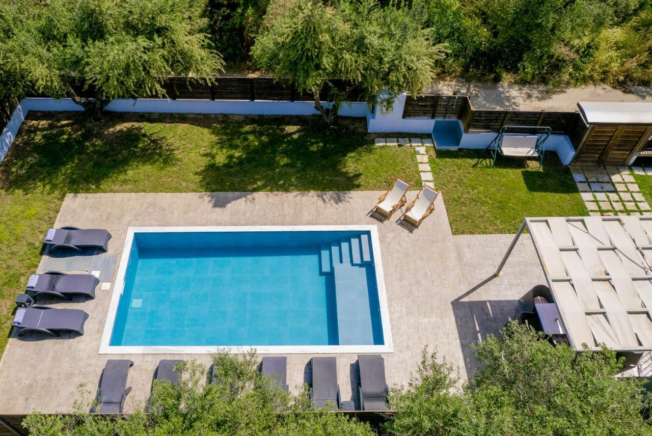 Ruvelis Villa Fiolitis Екстер'єр фото