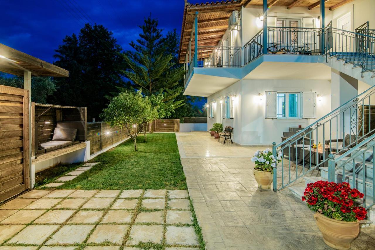 Ruvelis Villa Fiolitis Екстер'єр фото